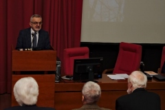 Председник др Љубодраг П. Ристић подноси извештај о раду Друштва